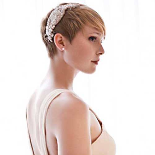 ... pixie haircuts in 2013. Details in the front side of the hair gives