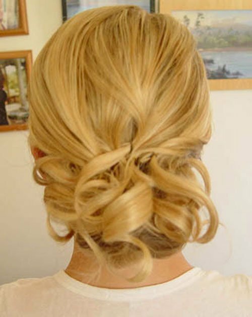 Low Loose bun hairstyles for weddings