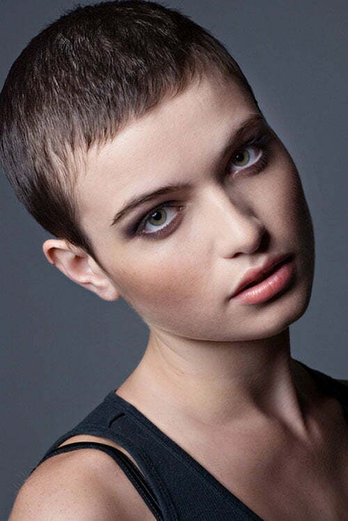 Very short haircuts for women with fine hair