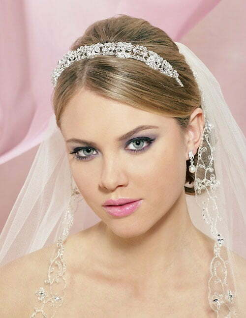 Wedding hairstyles for tiara with veil