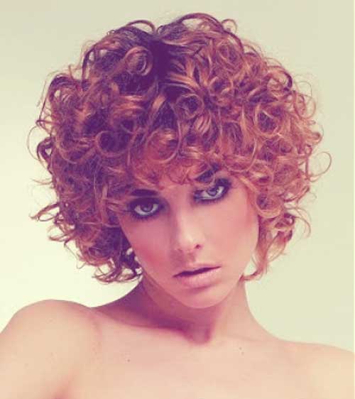 Best short curly haircut for women