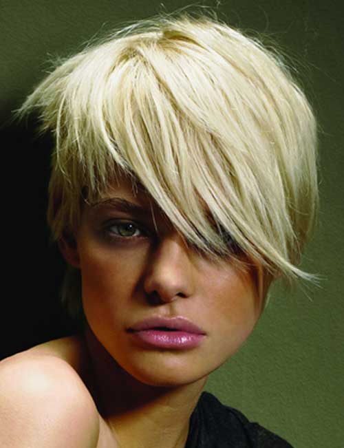 Girls with a short haircut or in a unique hair style looks best and ...