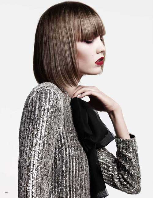 Best Short Haircuts for Straight Hair-6