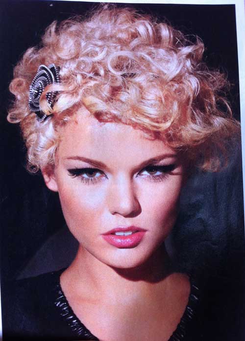 35 New Short Curly Hairstyles Short Hairstyles Trendy Curly hair 