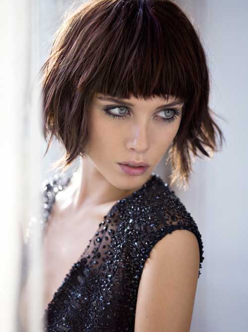 Short brown straight hairstyles