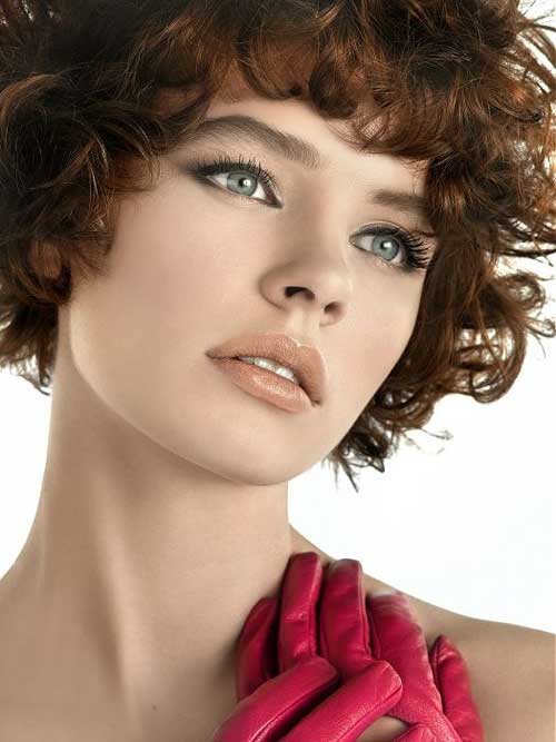 Short curly hairstyles for round faces 2013