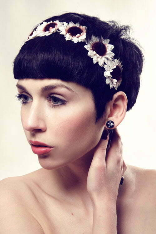 Short hair wedding styles with flowers