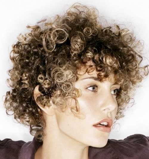 Hairstyles for Short Curly Hair-1