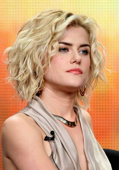 Hairstyles for Short Curly Hair-2