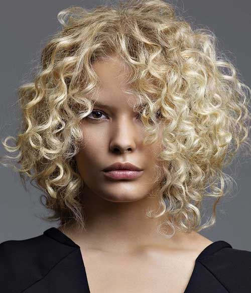 Hairstyles for Short Curly Hair-13