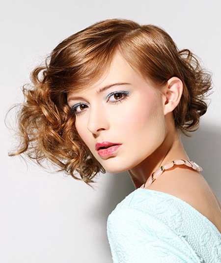 Asymmetrical Hairstyle for Girls with Curly Hair