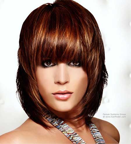Glamorous and Amazing Bob Hair with Awesome Color Combination