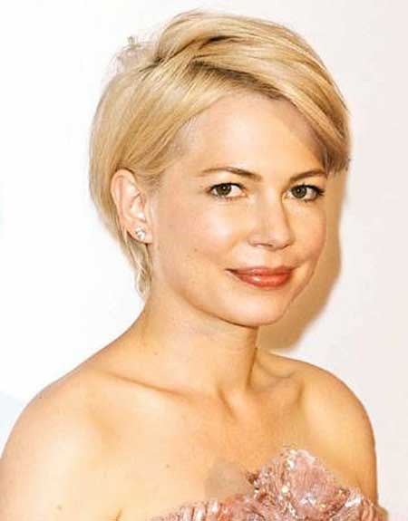 Charming Bob hair with Layers at the sides and Nice Full Top