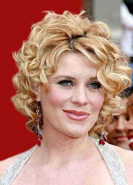 Super Short Curly Hairstyles_7