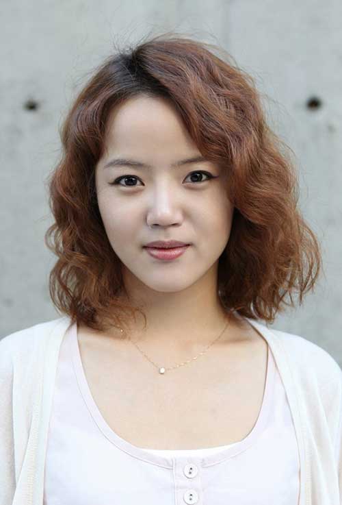 Asian Cute and Curly Popular Hairstyle