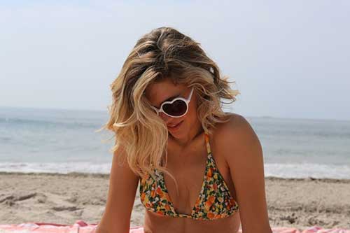 Short Hair Beach Blonde Waves