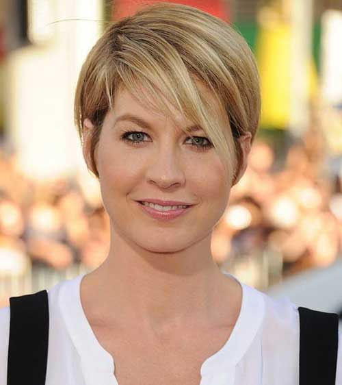Straight Long Pixie Hairstyles for Round Faces