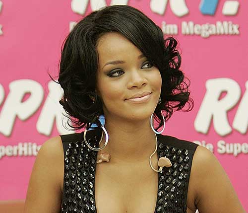 Rihanna Short Curly Hair-13