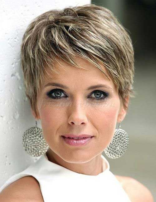 Female Pixie Haircut Pictures 118