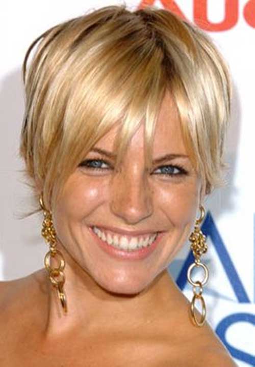 Short Hair Cuts For Women Over 40-11