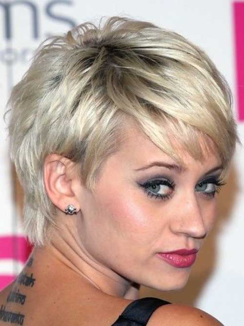 Short Hair Cuts For Women Over 40-13
