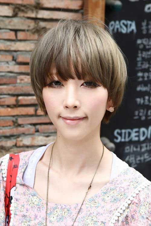 Short Haircuts for Asian Women-19