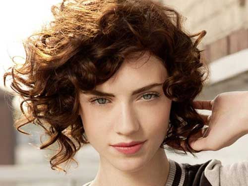 curly brunette hairstyles Short