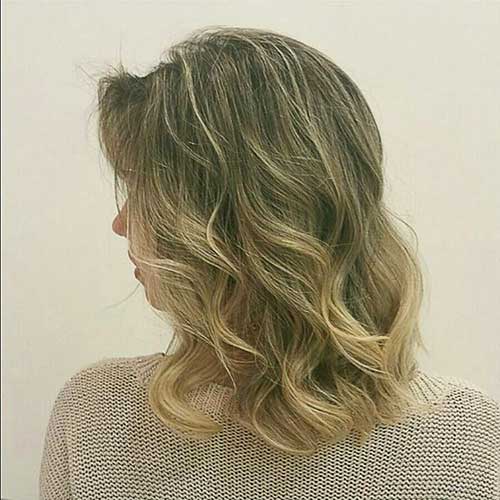 Short Curly Hairstyles for Women - 23