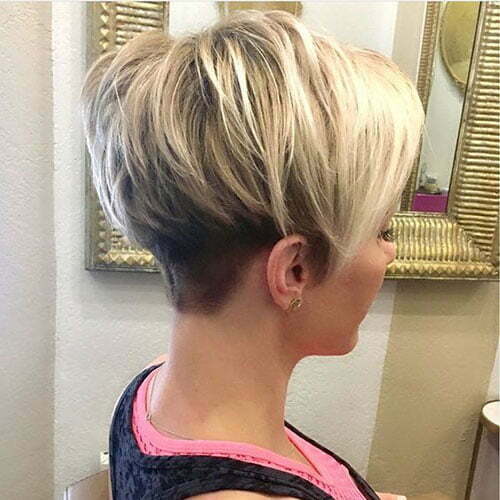 Blonde Pixie Haircuts for Women-15