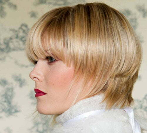 Short blonde straight hairstyles for women