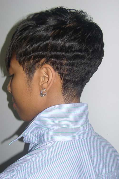 25 Short Haircuts for Black Women-11