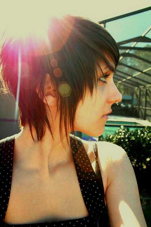 Cool hairstyles for girls with short hair