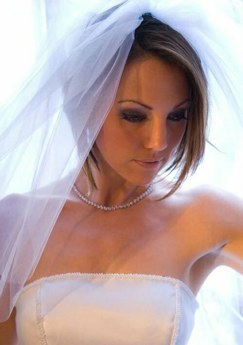 Wedding hairstyles for short straight hair
