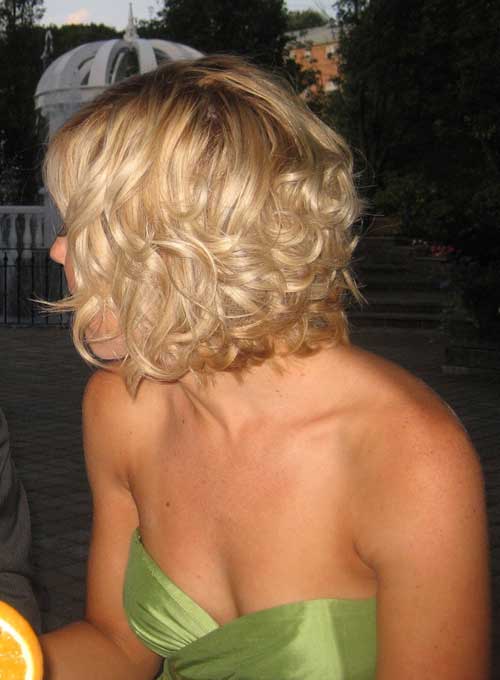 Blonde curly short hairstyles