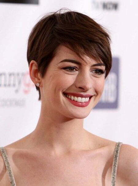 Anne Hathaway's Lovely Pixie Cut