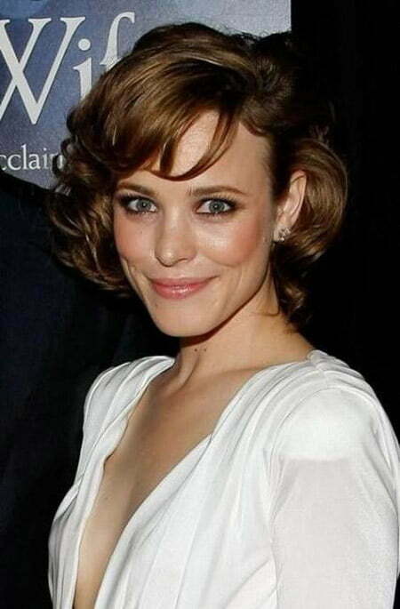Charming and Attractive Curly Bob Cut