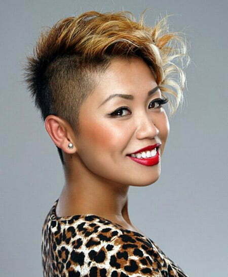 Cool and Attractive Pixie Cut