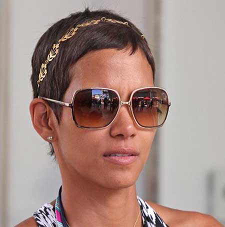 Halle Berry short hairstyle
