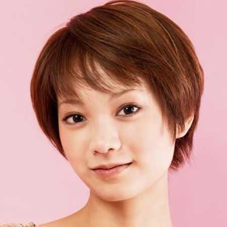 Best Short Hairstyles for Round Faces_3