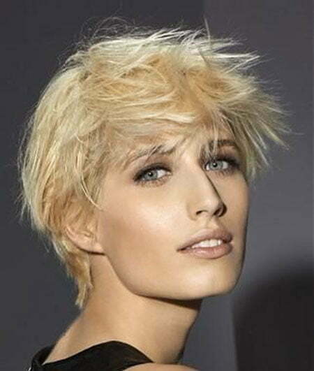 Girl with Short Blonde Hair_7