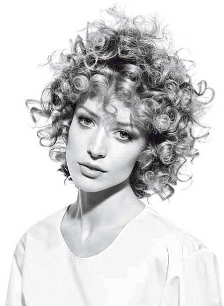 20 Short Curly Hairstyles Ideas