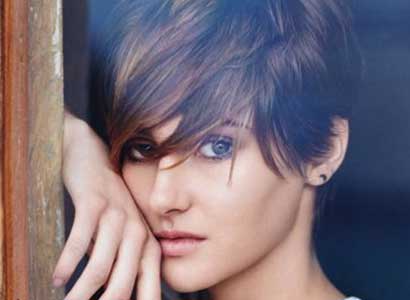 Short Cut Hairstyles with Bangs