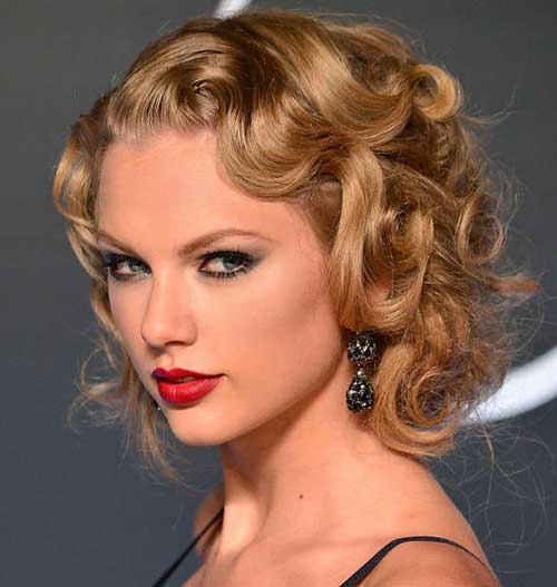 Taylor Swift Short Curly Hair