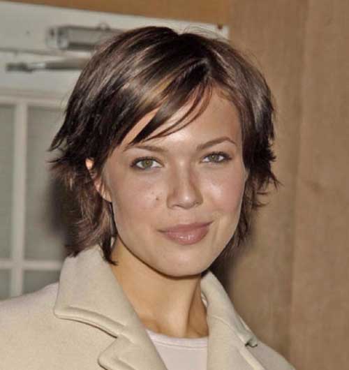 Mandy Moore Short Straight Casual Hairstyle