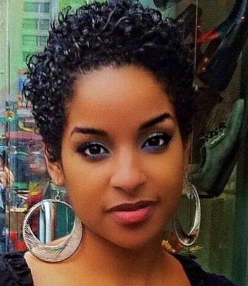 Short Hairstyles For Black Women With Round Faces