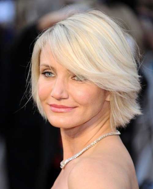 Short Haircuts for Women Over 40-30