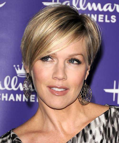 Short Hairstyles for Fine Straight Hair-8