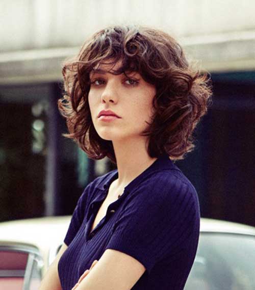 25 Chic Curly Short Hairstyles