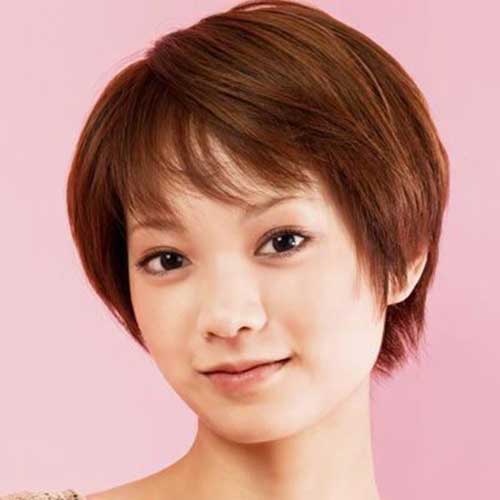 Short Haircuts for Women with Round Faces-10