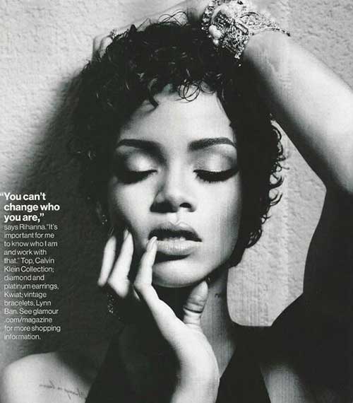 Rihanna’s Pretty Lovely Short Curly Hair Pics
